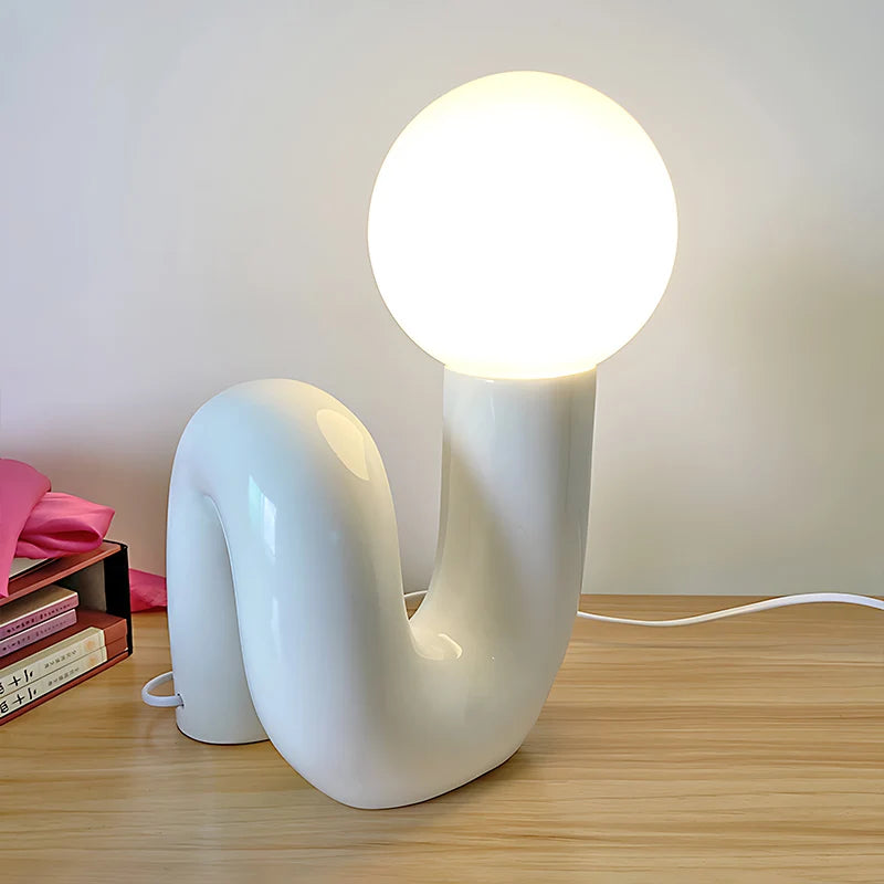 Nordic Bedroom Desk Lamp Postmodern Resin Shaped Mushroom Bed Headlight Artistic Creativity Desktop Glass Designer Lamp