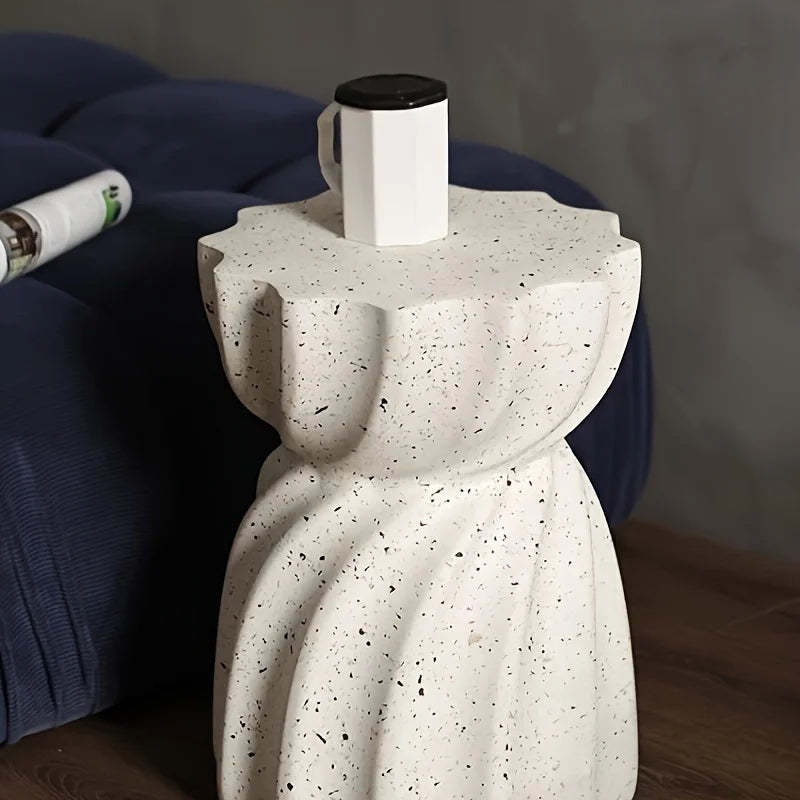 Chic Nordic-Inspired round Side Table - Contemporary Cream Accent, Perfect for Living Room, Bedroom & Office