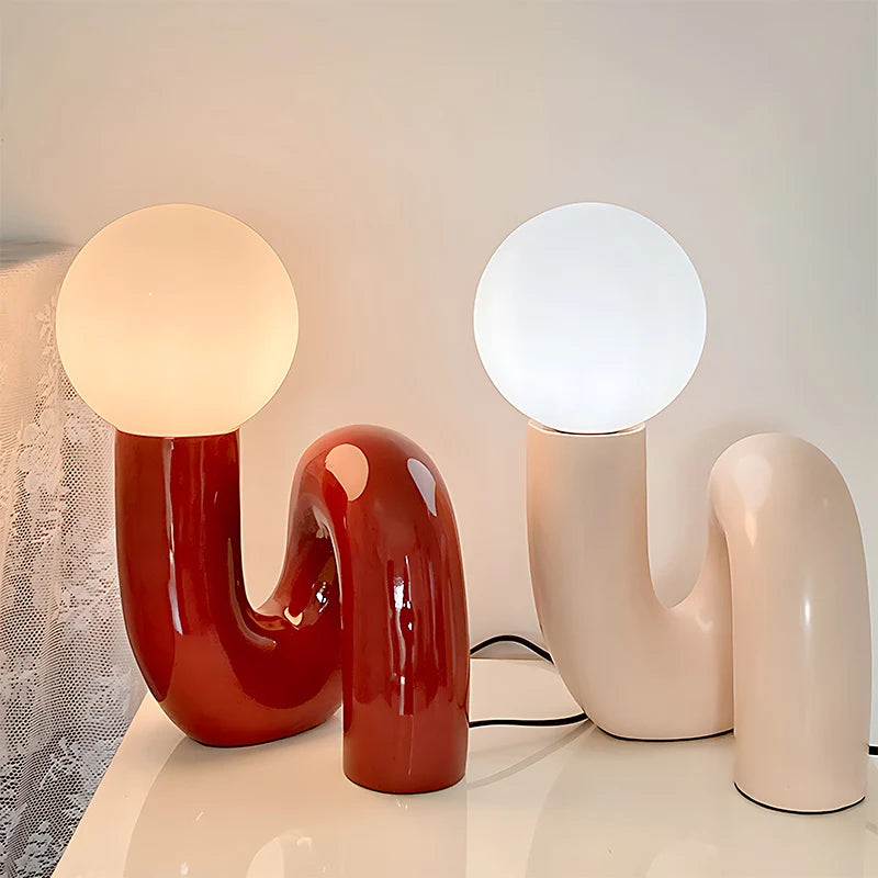 Nordic Bedroom Desk Lamp Postmodern Resin Shaped Mushroom Bed Headlight Artistic Creativity Desktop Glass Designer Lamp